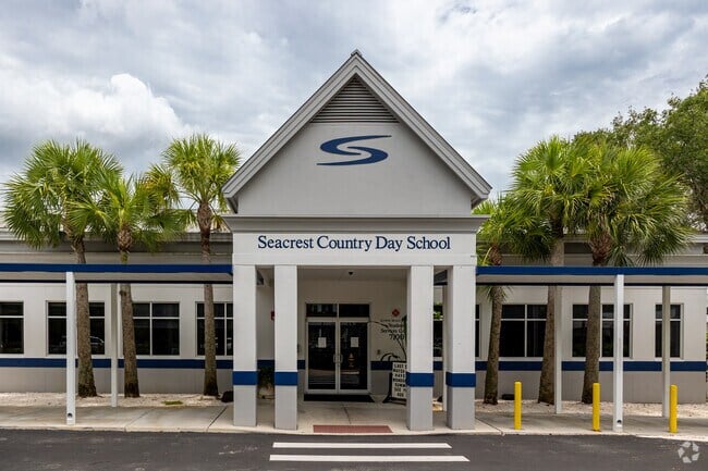 Seacrest Country Day School 