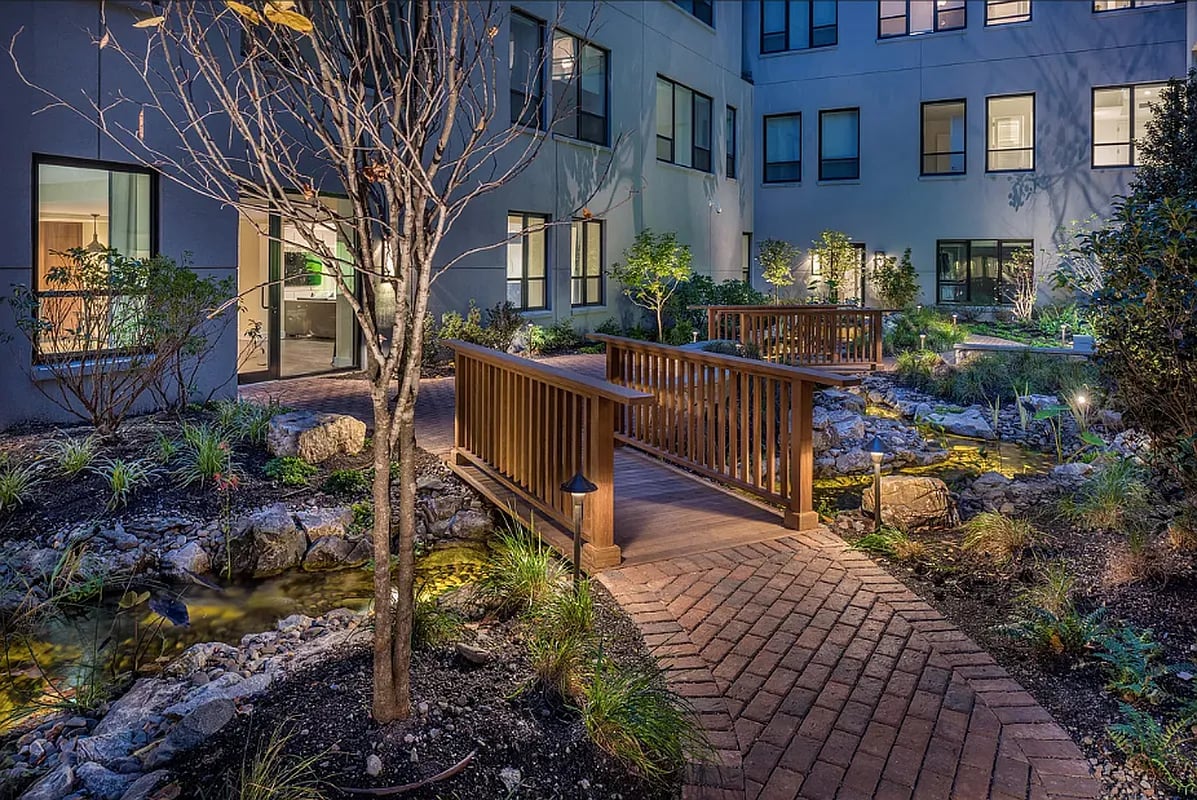 416 West 52nd Street #305