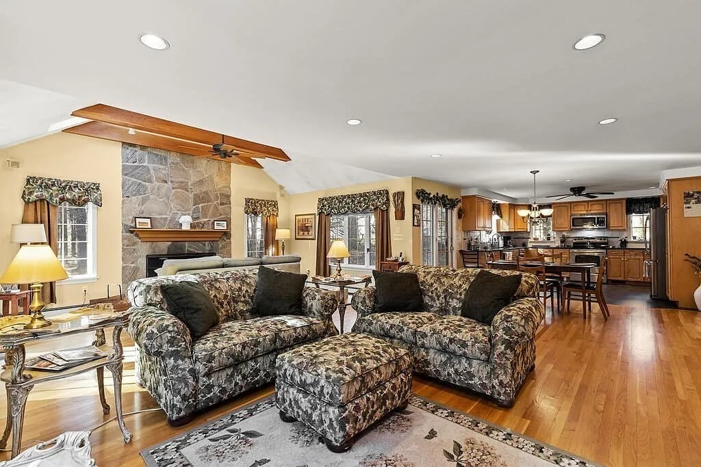 11 Merrills Way