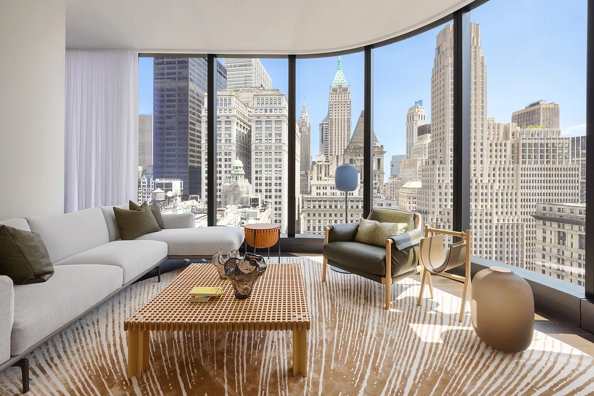 125 Greenwich Street