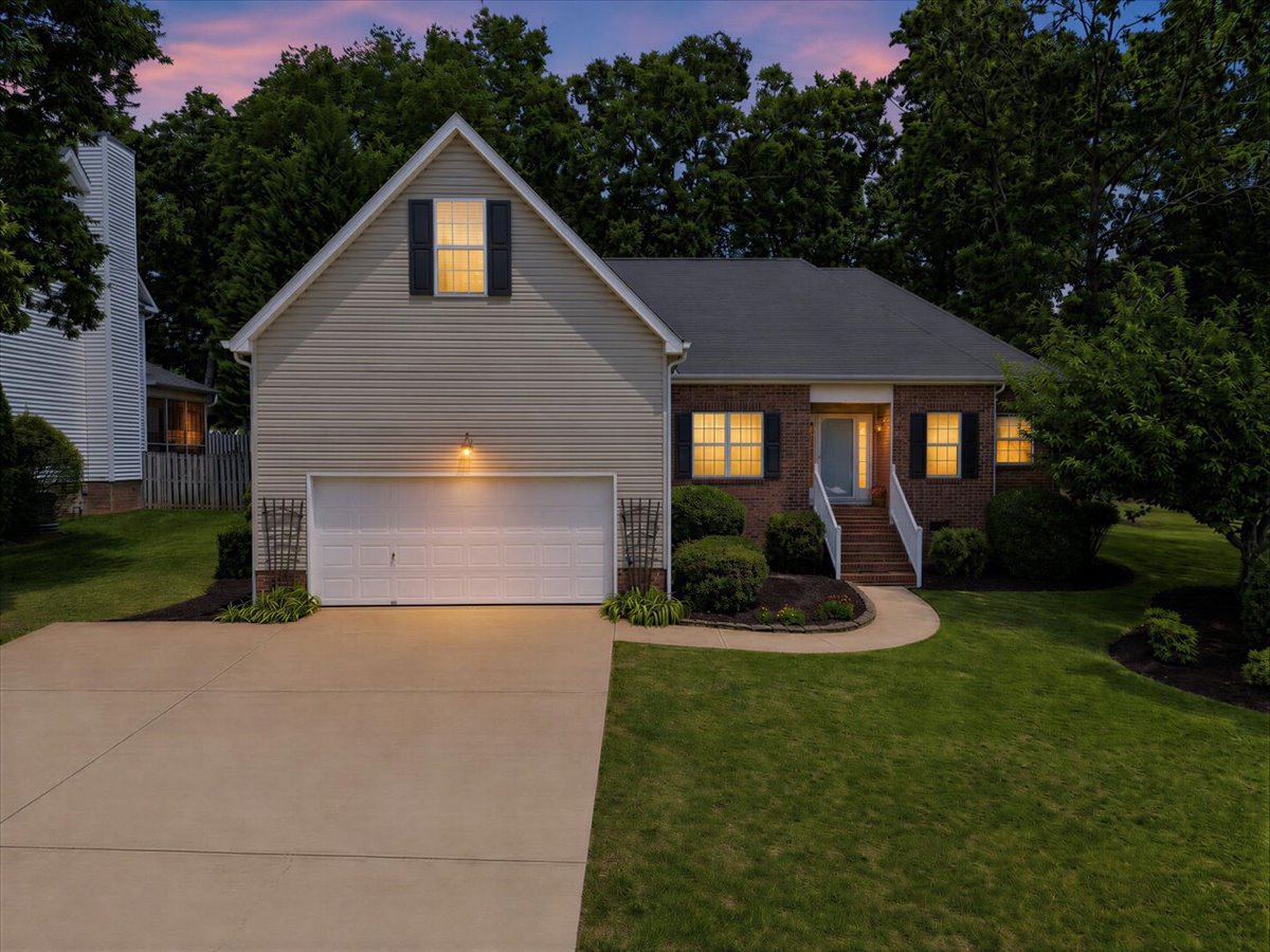 407 Roberts Road, Taylors, SC 29687