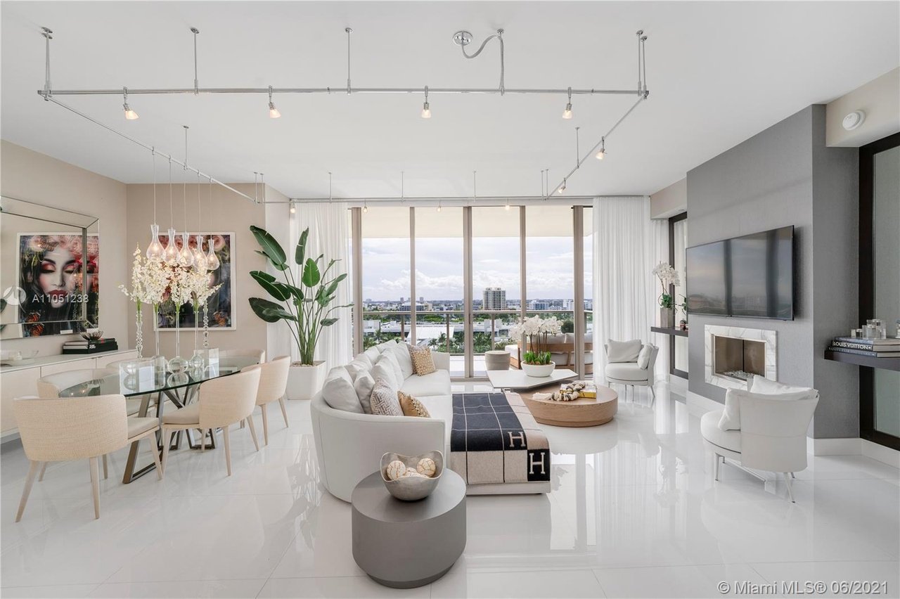 9701 Collins #Unit 905S