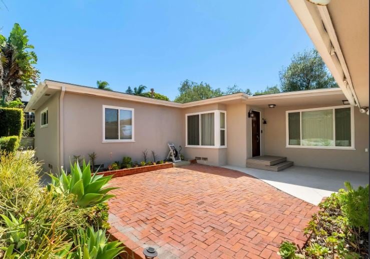 2136 Guy St, San Diego, CA 92103