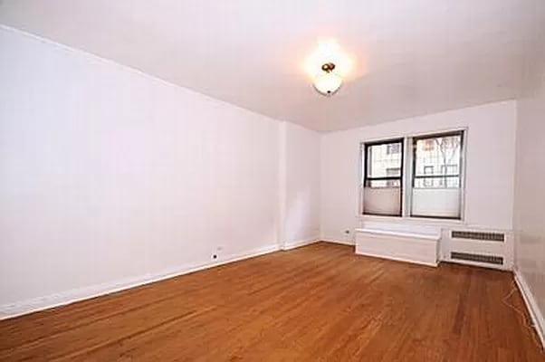  357 West 55th St, Unit: 1H