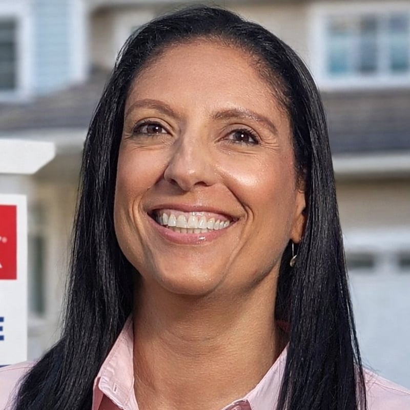 Lalla Fitzpatrick Rochester, NY Real Estate Agent Headshot