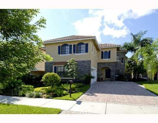 800 N Rio Vista Blvd