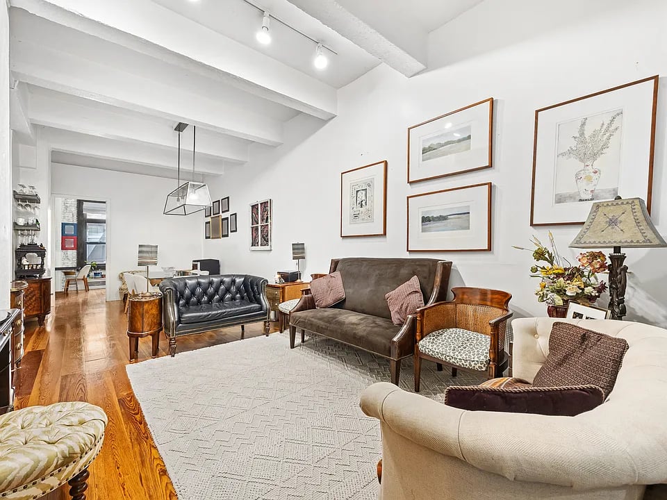 529 West 42nd Street 3B