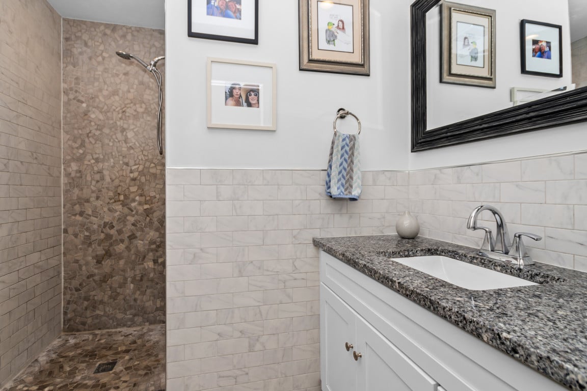 12 Argyle St - Revere Beach Bungalow