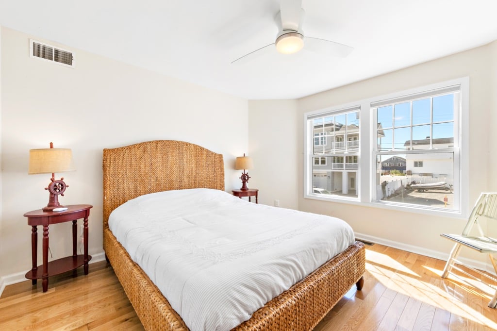 509 A Dock Road, Beach Haven