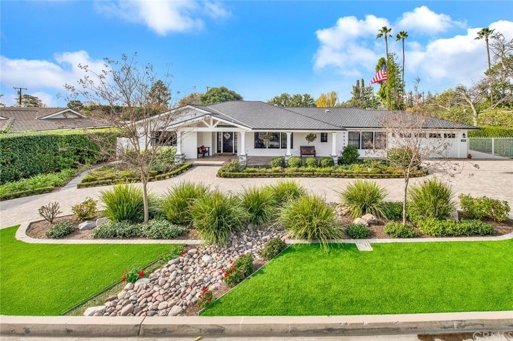 9581 Dodson Way