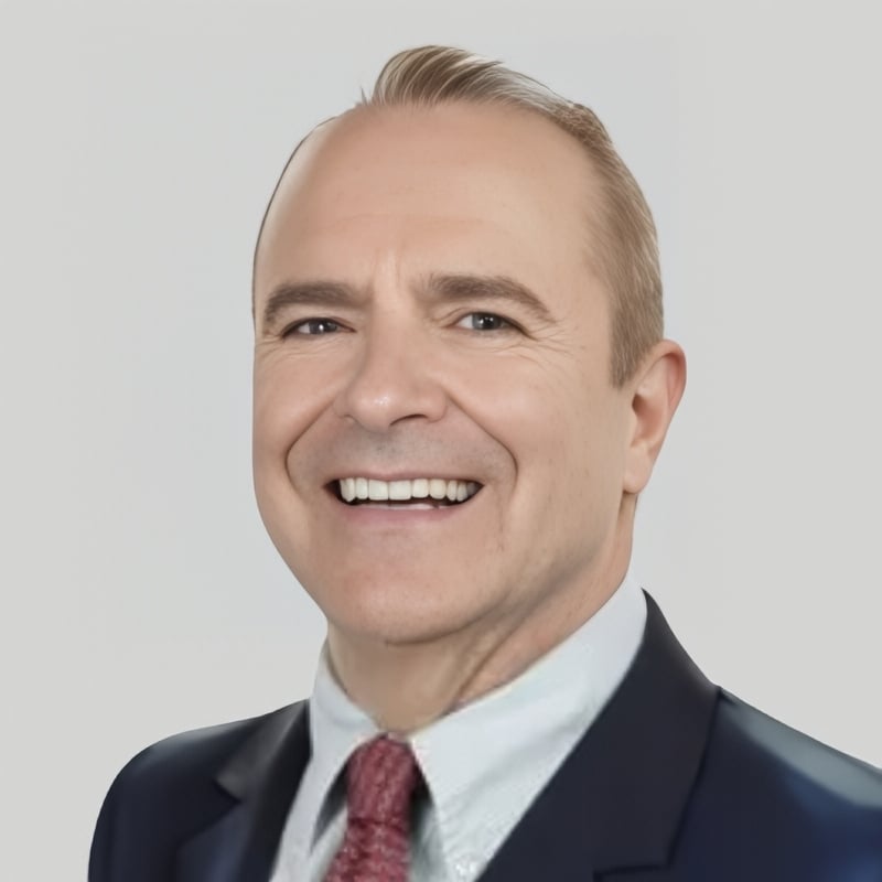 David R. Shapiro New York Real Estate Agent Headshot