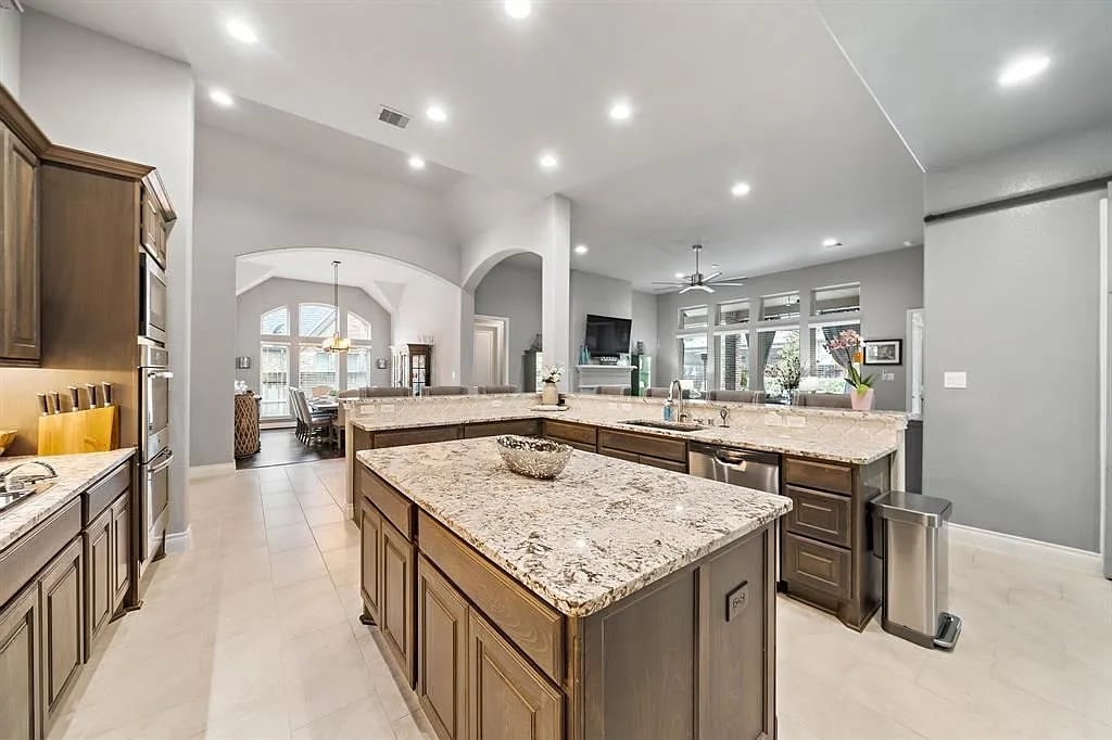30422 Garden Glenn Ct