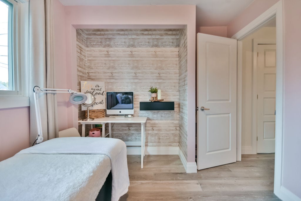 Bright and Welcoming