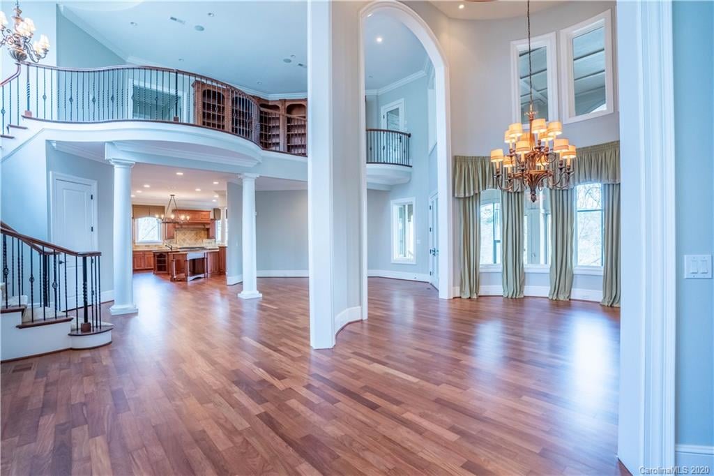 217 Stonebridge Dr
