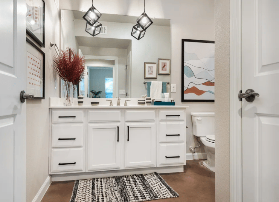 Lease Today and Enjoy 6 WEEKS FREE!