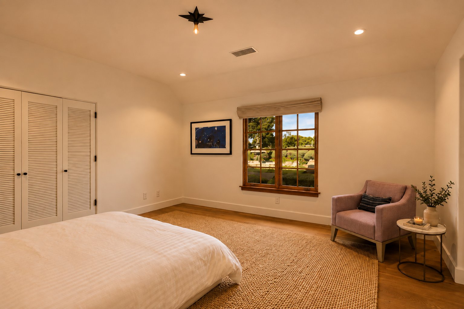 Regency Hills Estate