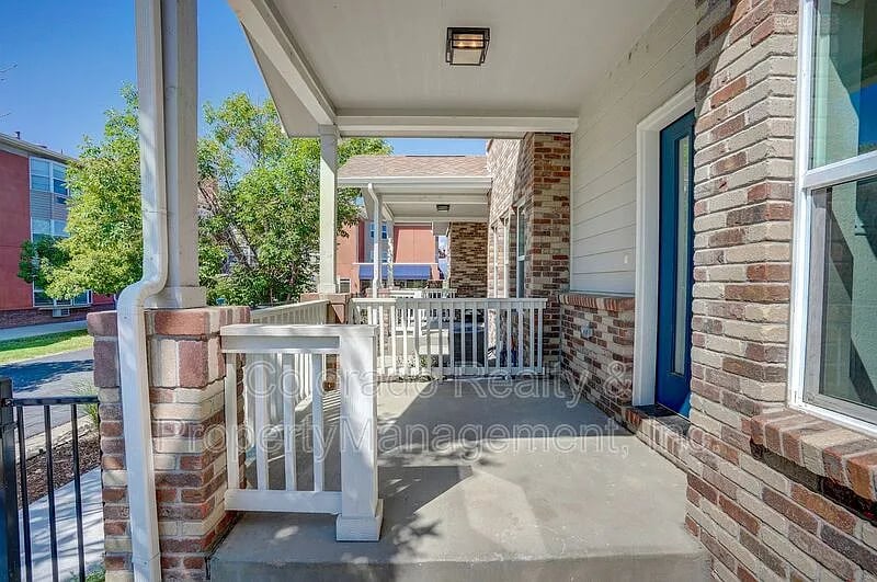 6775 Meade Cir