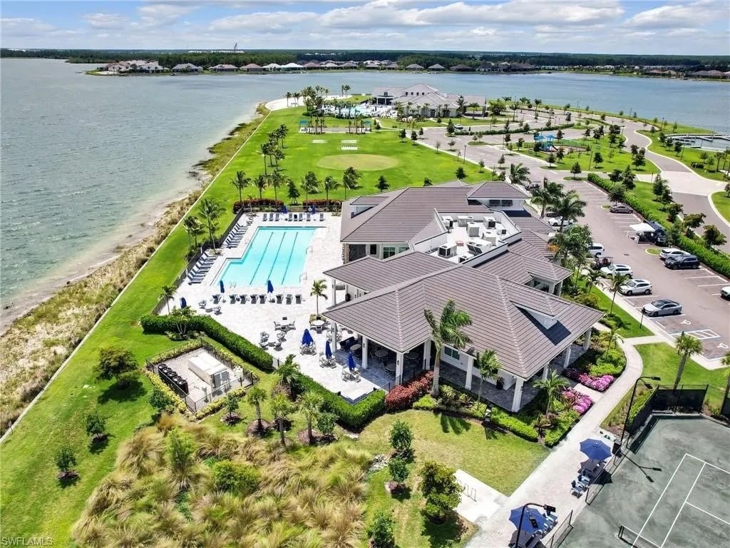 14220 Blue Bay Cir