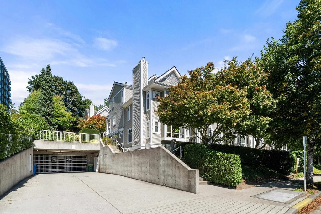 2885 E Kent Ave North, #24