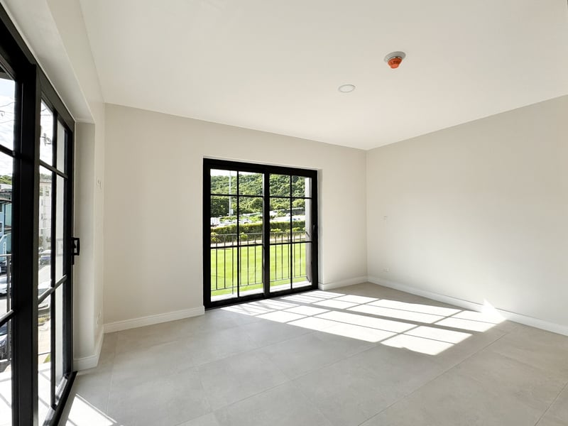 292052 La Rambla | Elegant Two-Bedroom Residence at the Crossroads of Las Catalinas’ Energy and Charm