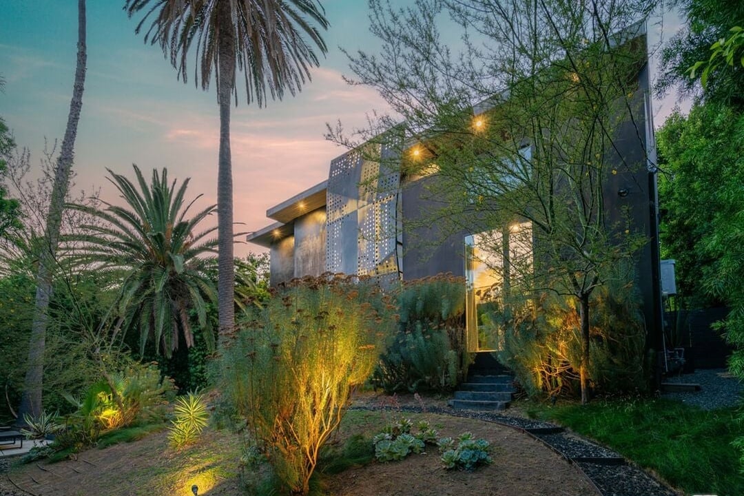 Meridian Reserve, Franklin Ave, 90046