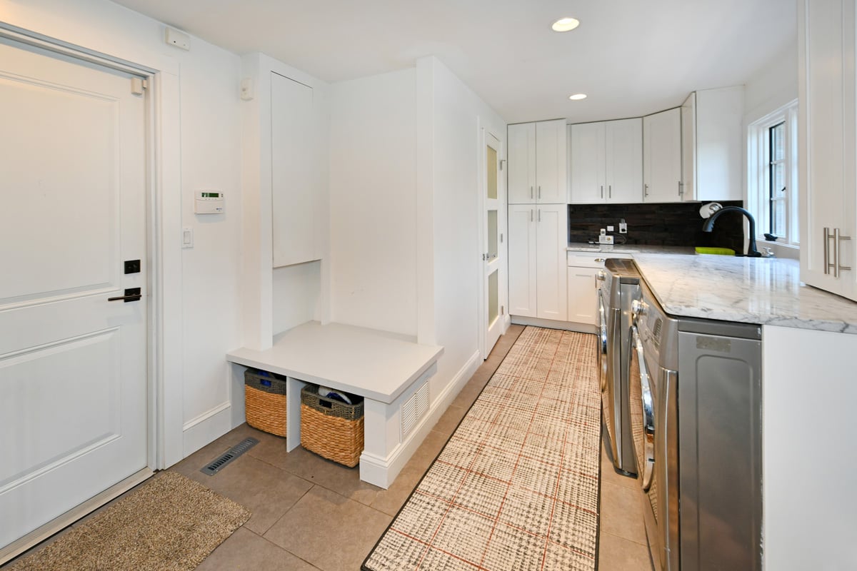563 Eastgate Rd