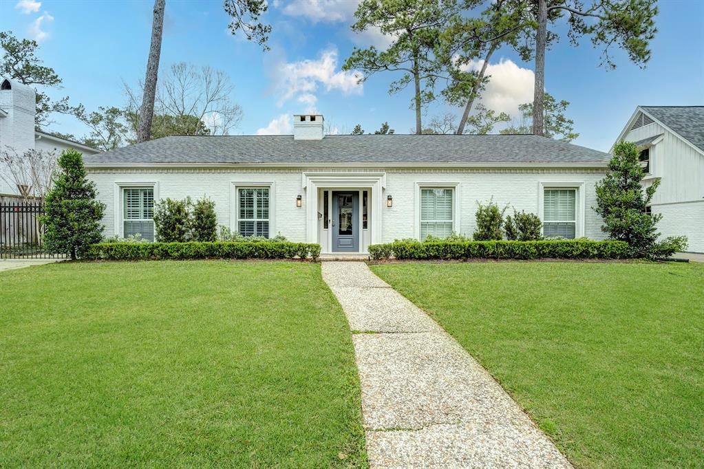 13714 Pebblebrook Dr