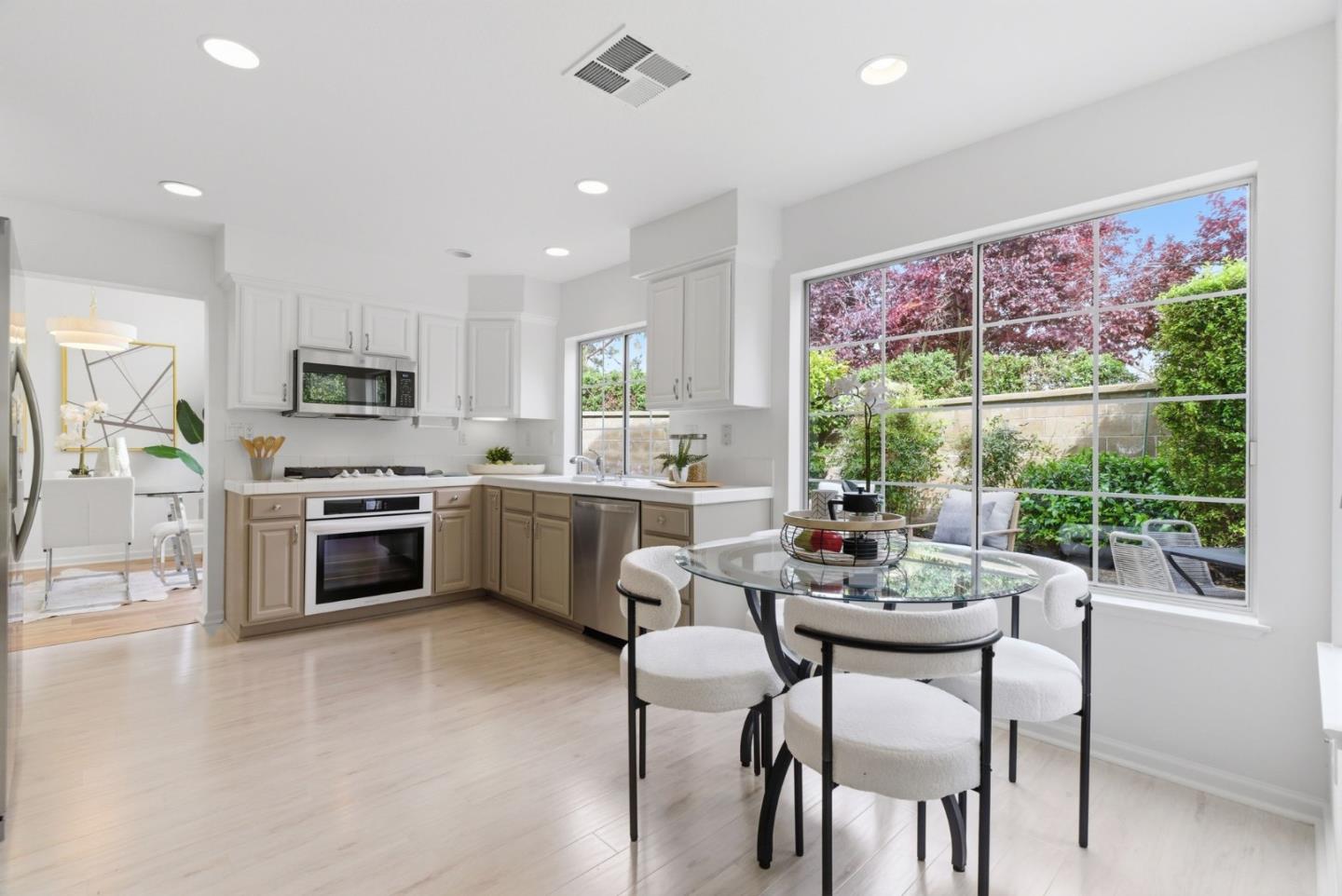 301 Saint Martin Dr