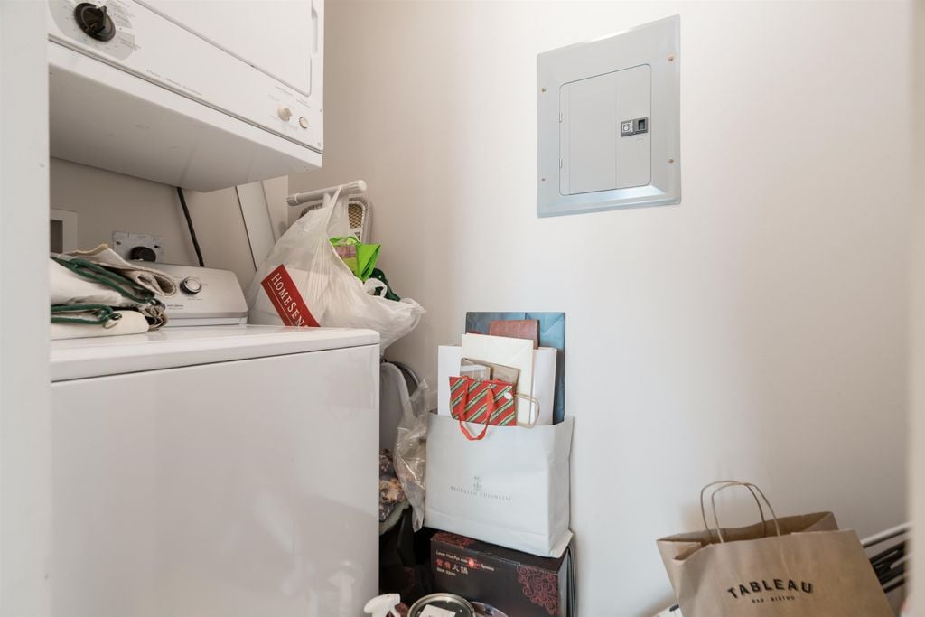 1288 W Georgia St, #3405