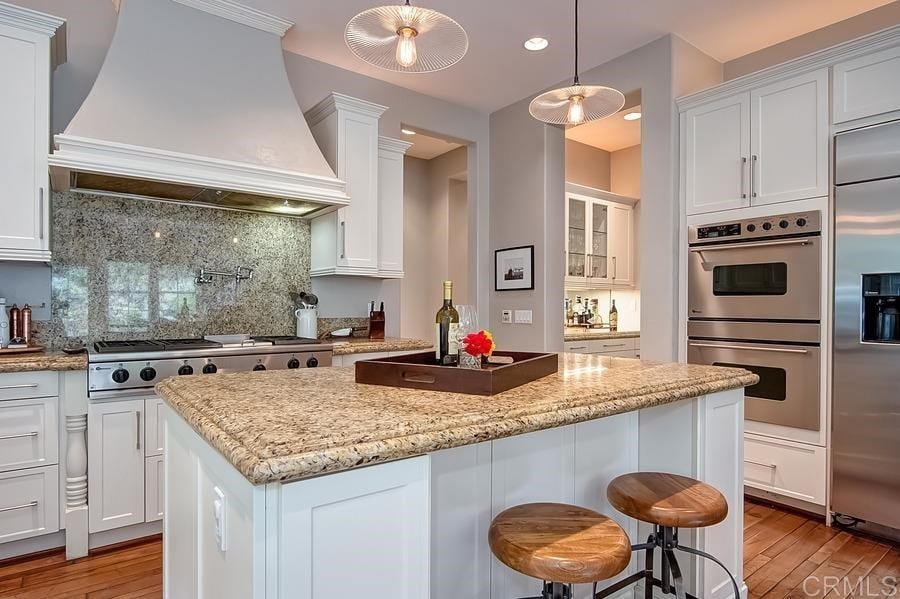 1215 Skyros Way