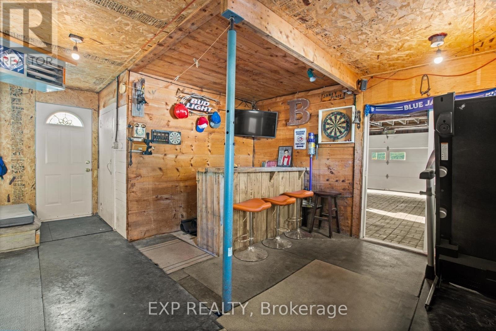 1178 BAY ROAD