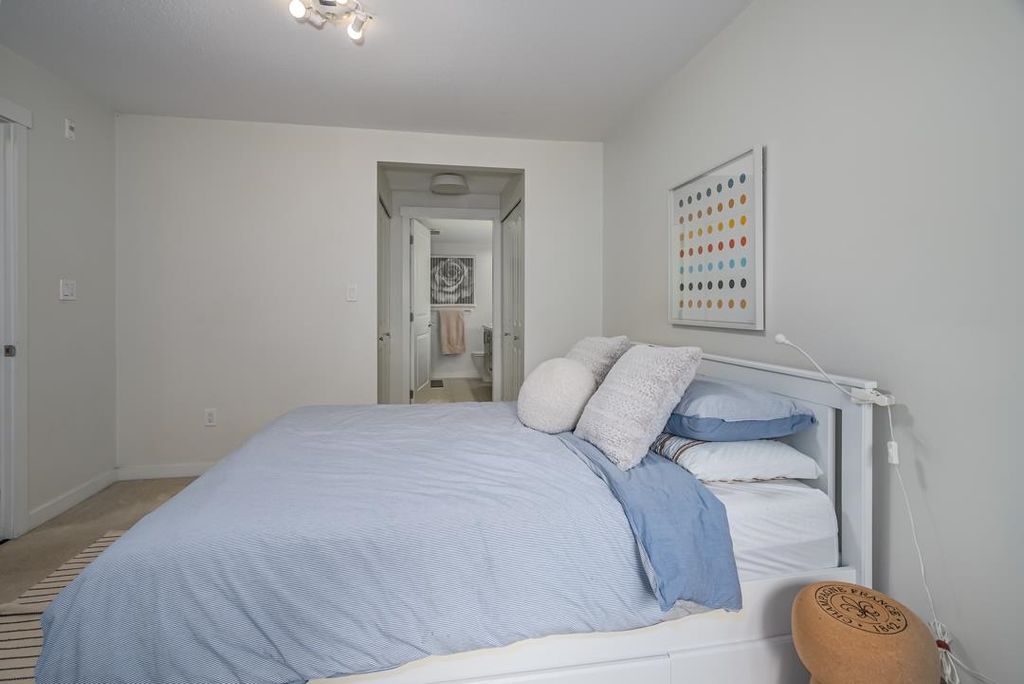 3133 Riverwalk Ave, #318