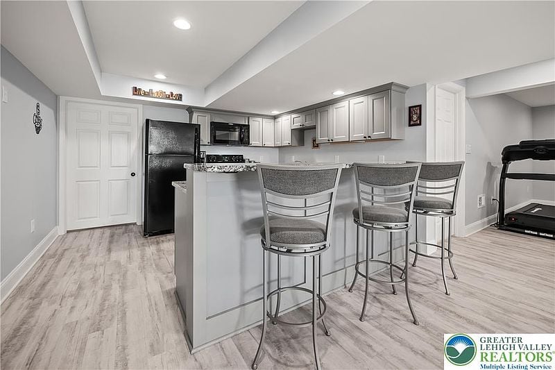 2912 SILVER CREEK CIRCLE
