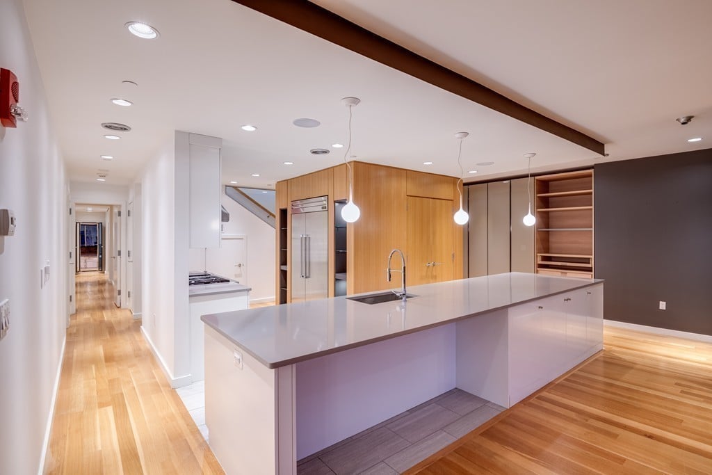 141 Dorchester Ave #PH A