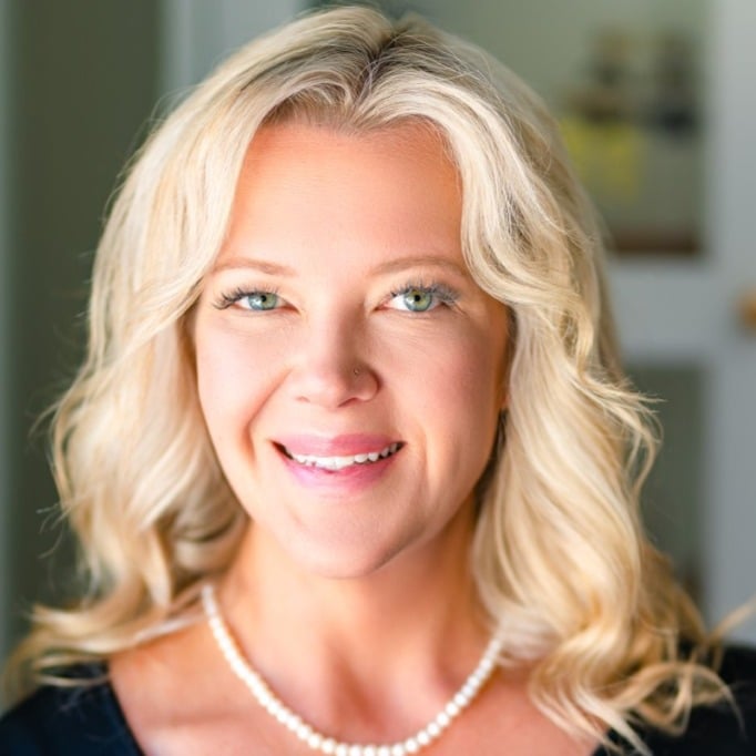 Sarah Rutkowski Charlotte, NC Real Estate Agent Headshot