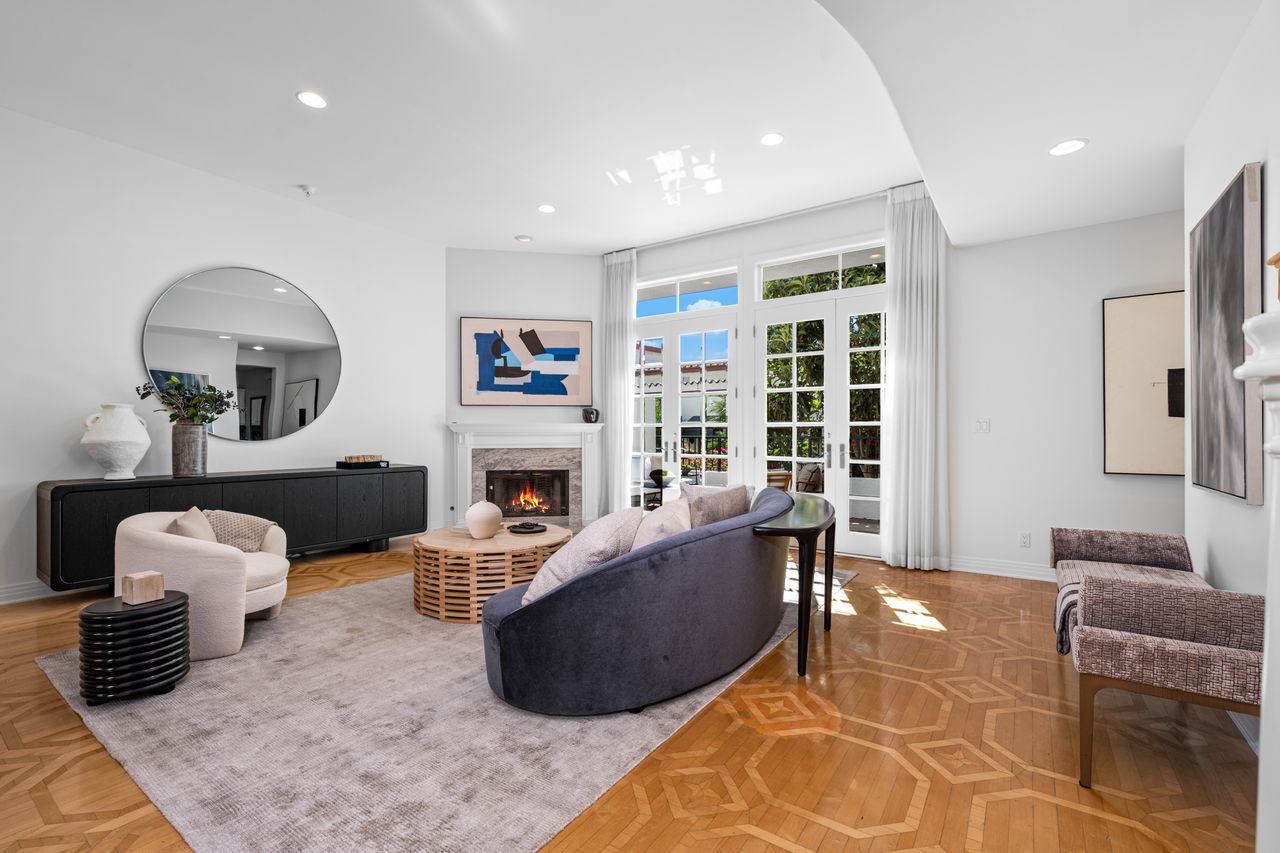 944 18th ST Unit: 3, Santa Monica 