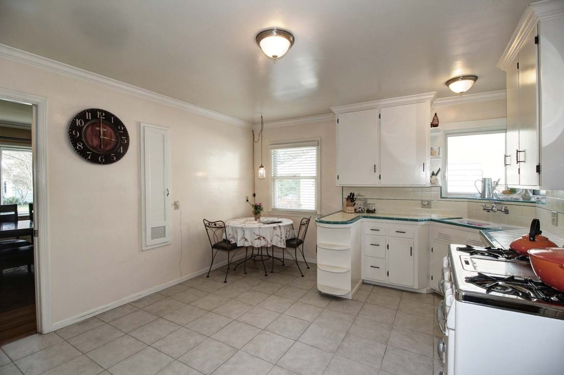 Just Listed! Beautiful East Sacramento Charmer in Great Location!