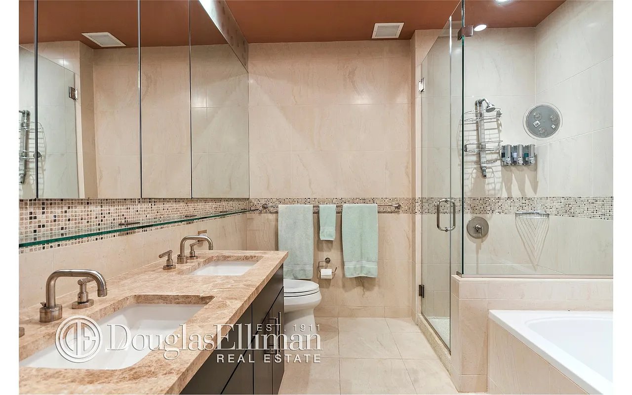 325 5th Ave, #37D