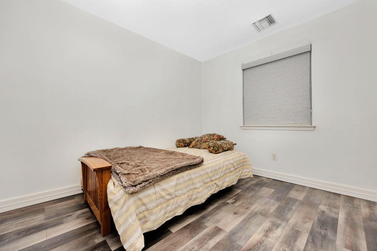 336 Commack Rd #16
