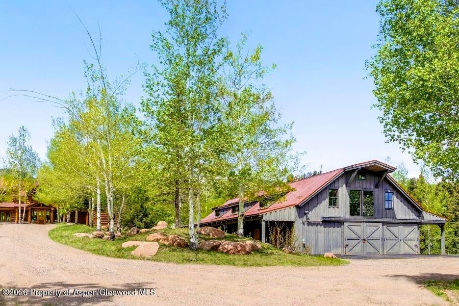6855 Capitol Creek Rd