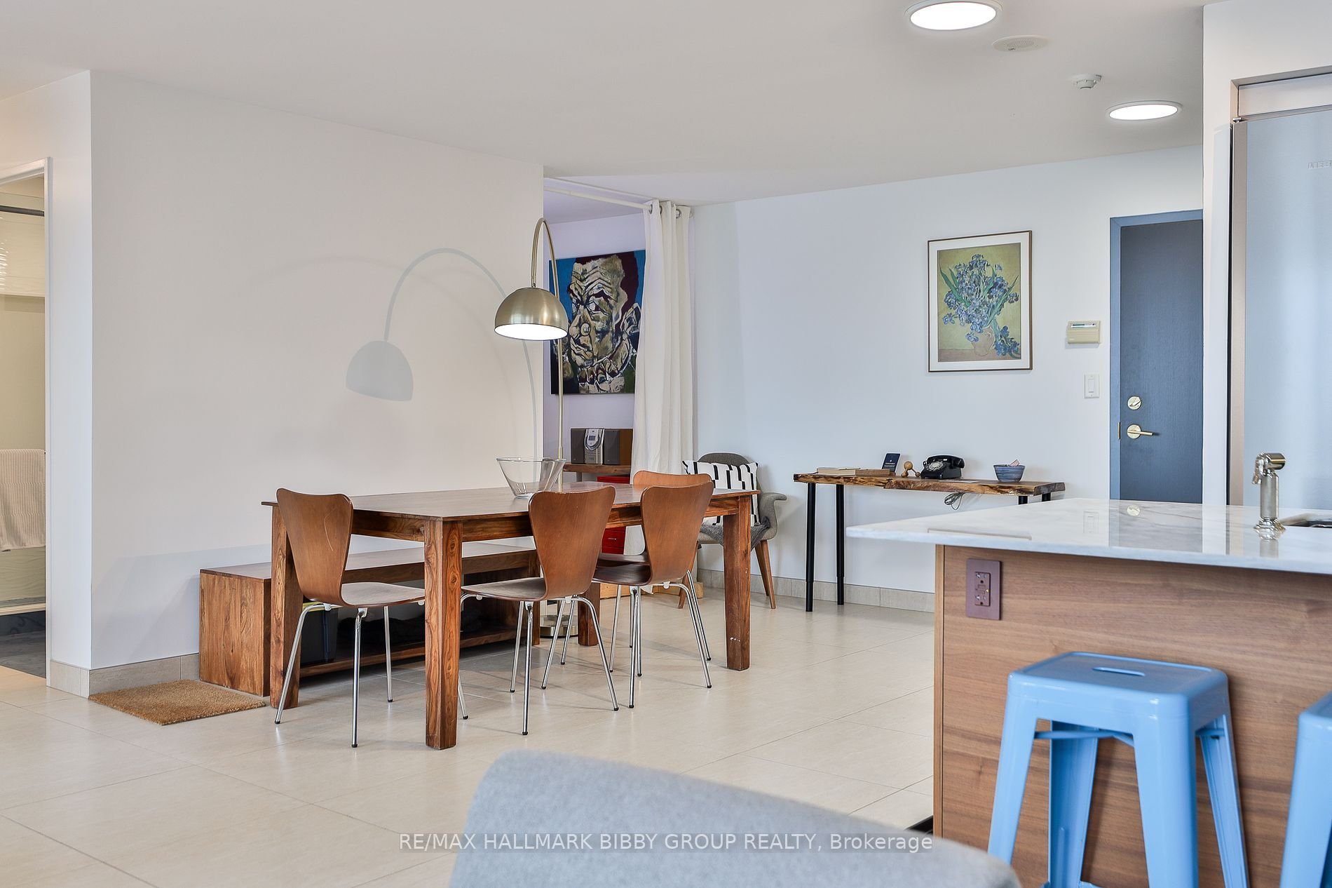 ST. LAWRENCE MARKET LUXURY FEATURE