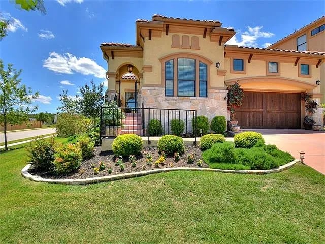 101 Desert Forest Ct