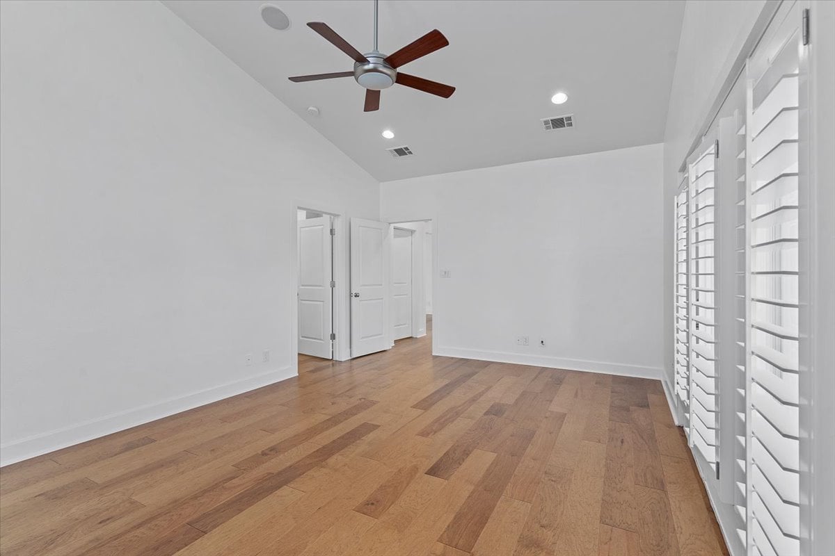 2610 Del Curto Road 2