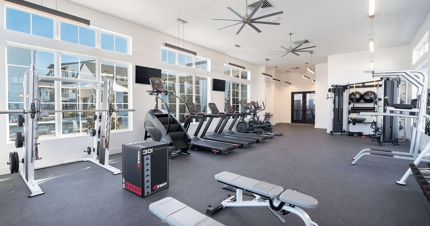 Enjoy up to 12 weeks of base rent FREE!