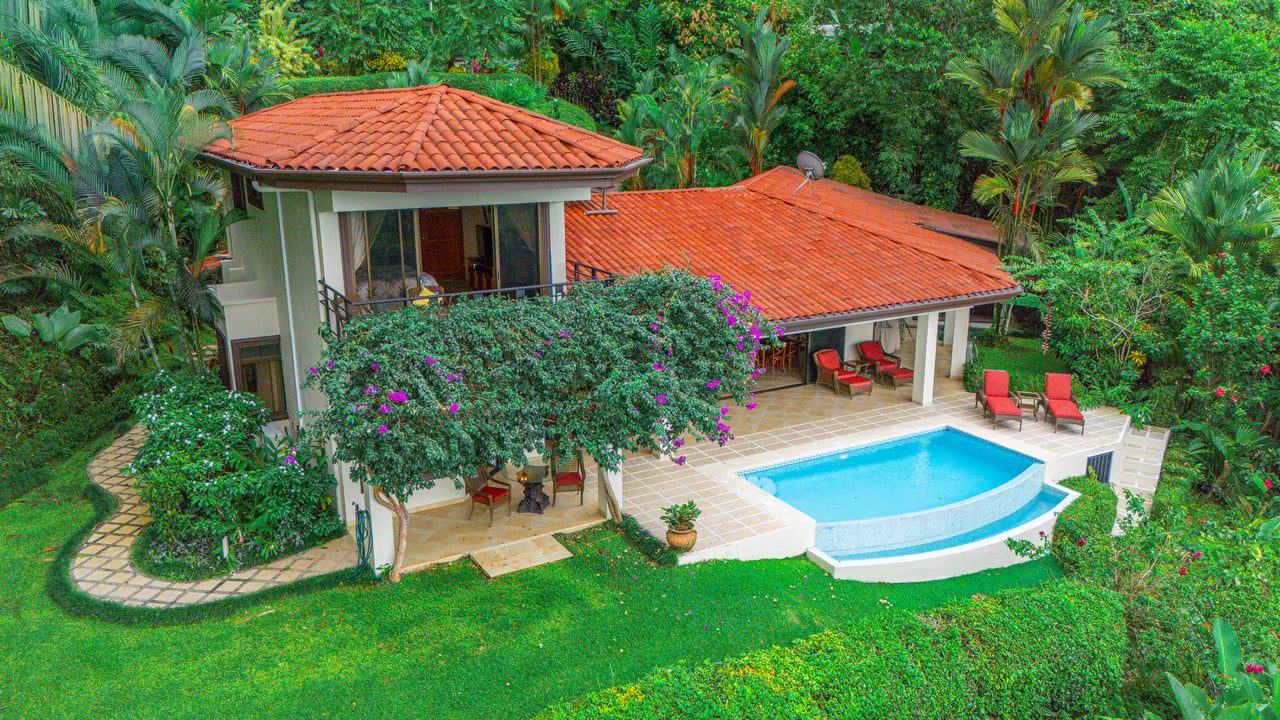 Private Luxury Villa with Whale Tail Ocean View Close to Downtown Uvita