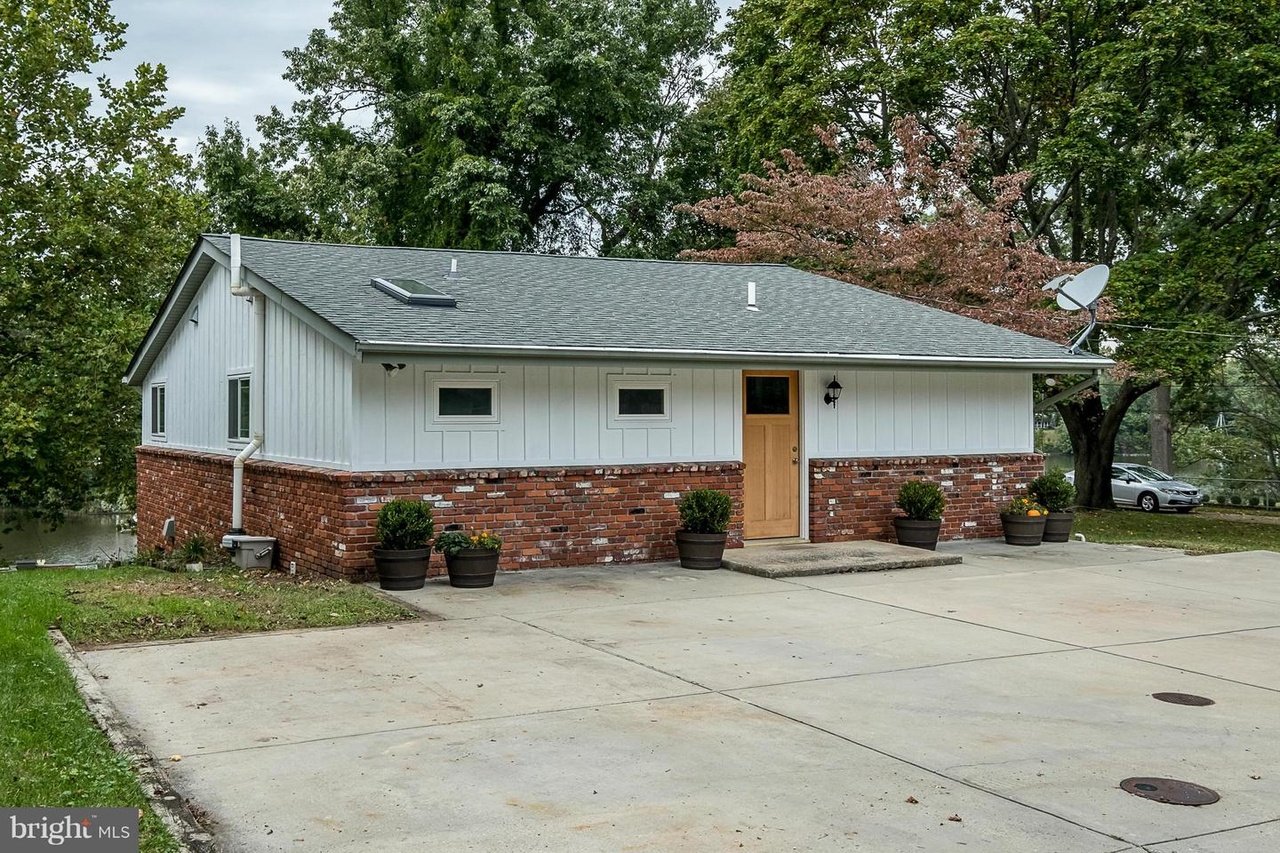 719 Magothy Rd