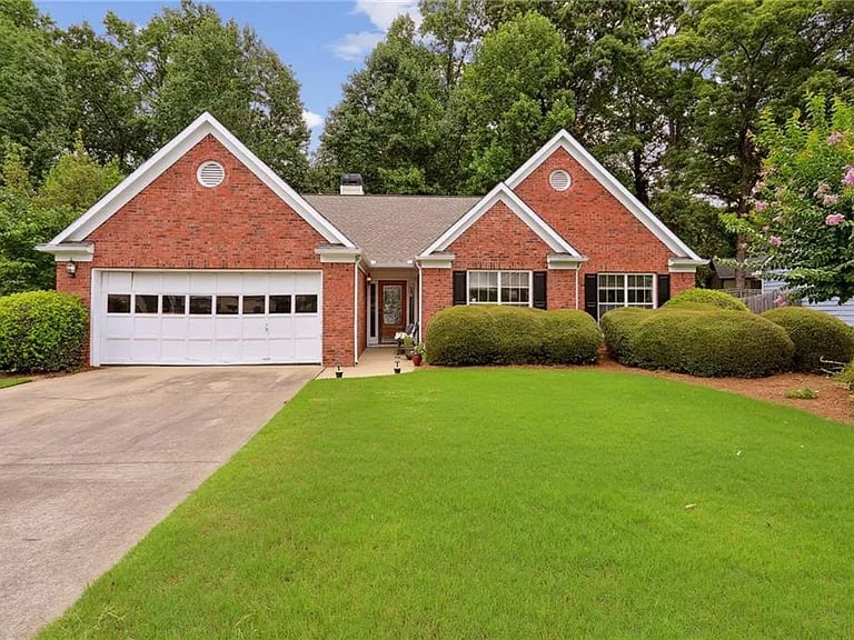2605 Millerbrook Dr
