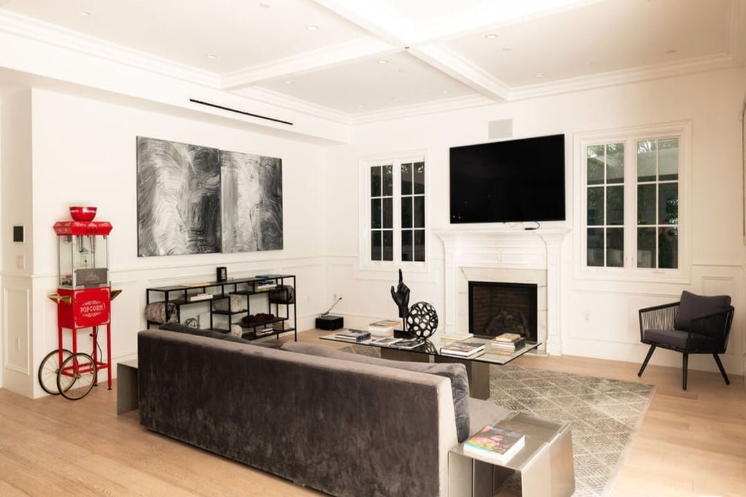 Highcliff Vista, N Stanley Ave, 90036