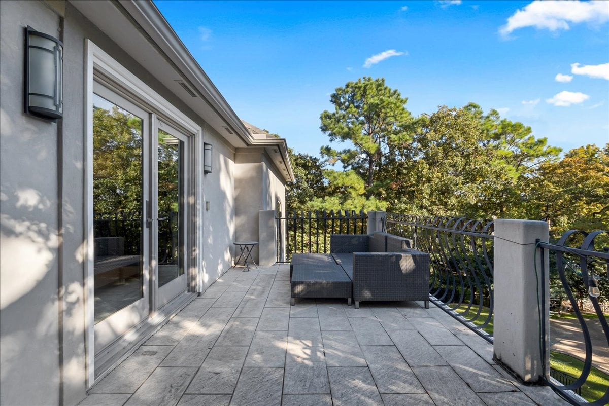 Luxury Living in Bixby, Oklahoma: A Premier Estate in Devonshire at Graystone Represented by Philip Shain of The Agency Tulsa - Wyatt Poindexter - The Agency