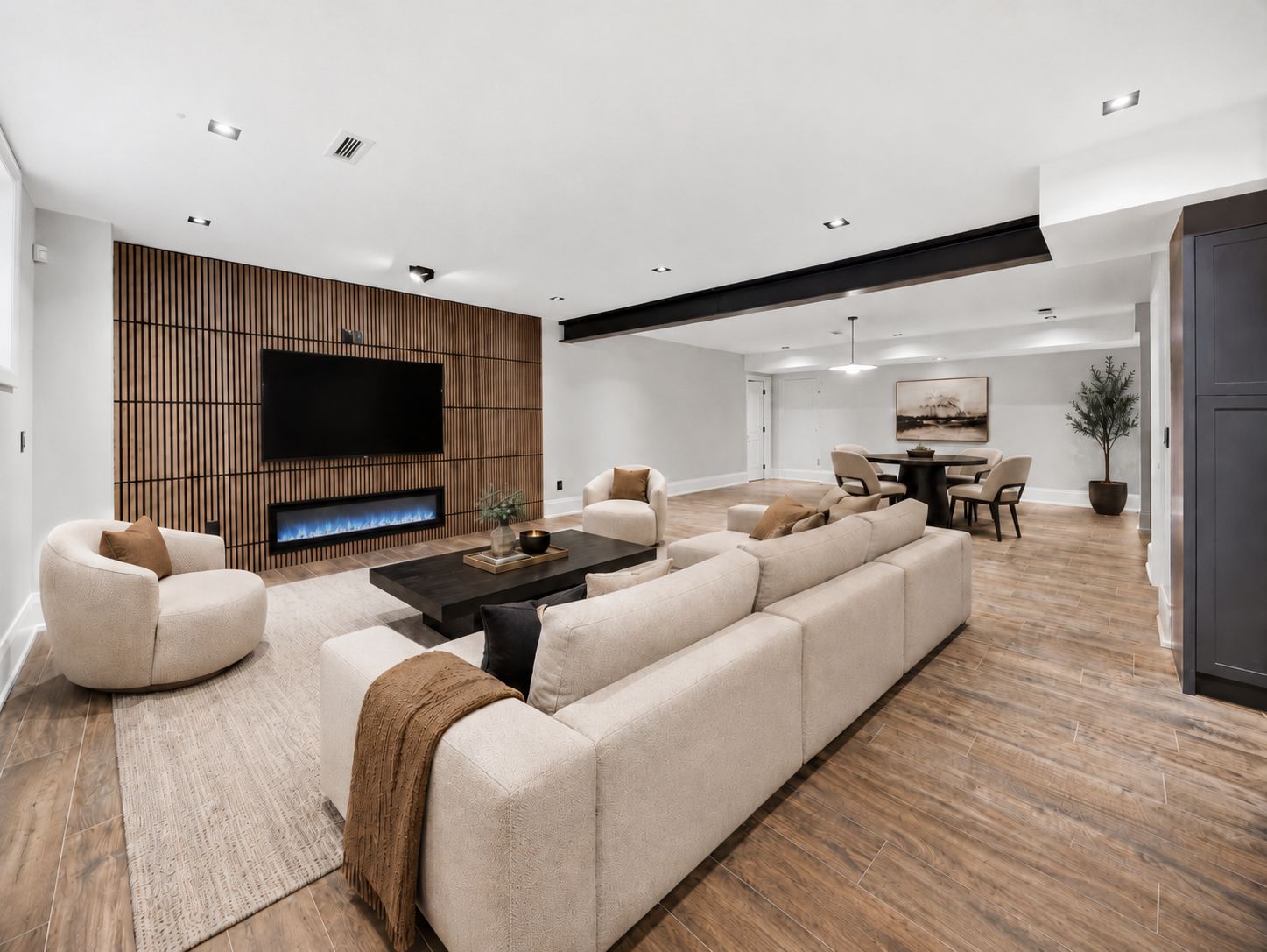Brand-New Modern Estate